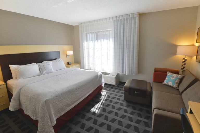Bedroom 3, TownePlace Suites Williamsport, Lycoming