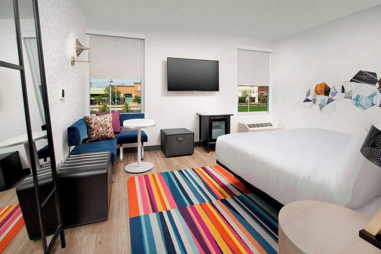 Bedroom 3, Aloft Dublin-Pleasanton, Alameda