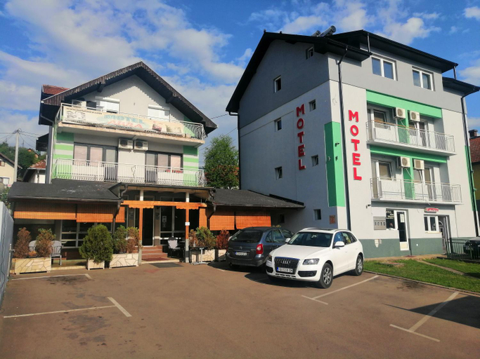 Others 3, Motel Aura, Foča