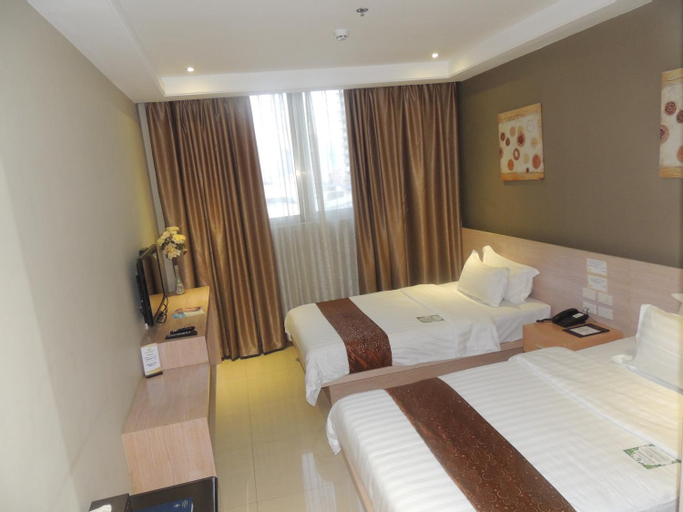 Bedroom 8