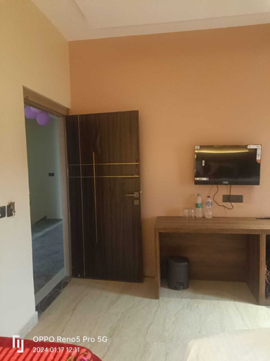 Bedroom 4, MR JAISWAL DHARMSHALA, Sultanpur