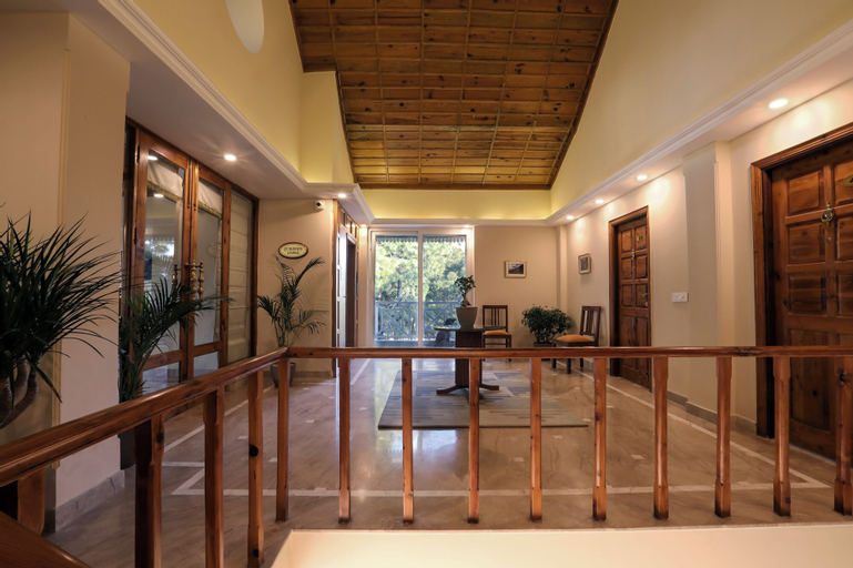 Public Area, Sumer hotel, Sirmaur