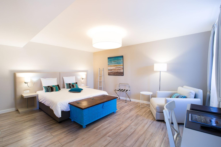 Bedroom 3, Auberge des Grands Bois, Morges