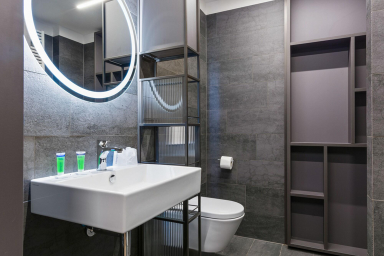 Bathroom 4, Camplus Firenze, Florence