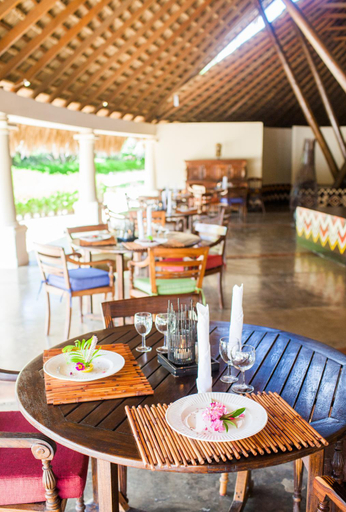 Food & Drinks 4, Hotel Punta Teonoste Boutique Beachfront Resort, Tola