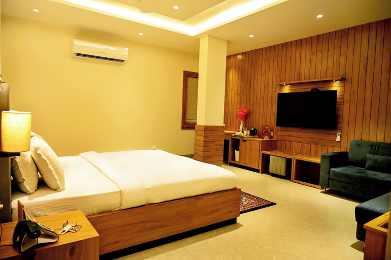 Bedroom 2, Hotel Cresent Near Assi Ghat, Varanasi