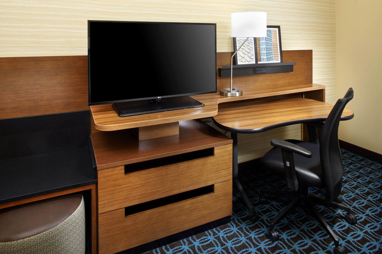 Bedroom 3, Fairfield Inn & Suites Wheeling Triadelphia at The, Ohio