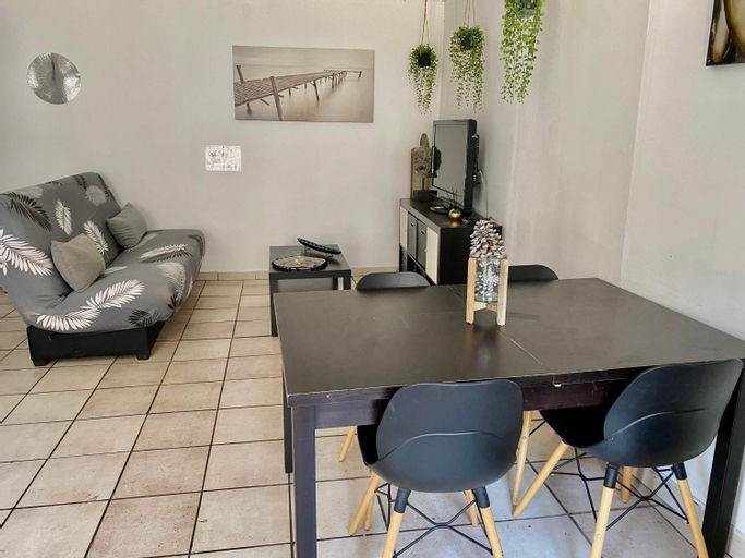 Dining Room 1