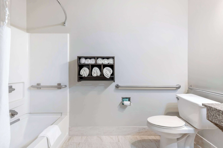 Bathroom 3, Baymont by Wyndham Kennesaw, Cobb