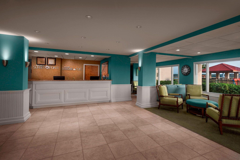 Public Area, Marriott's Harbour Point Sunset Pointe Shelter Cov, Beaufort