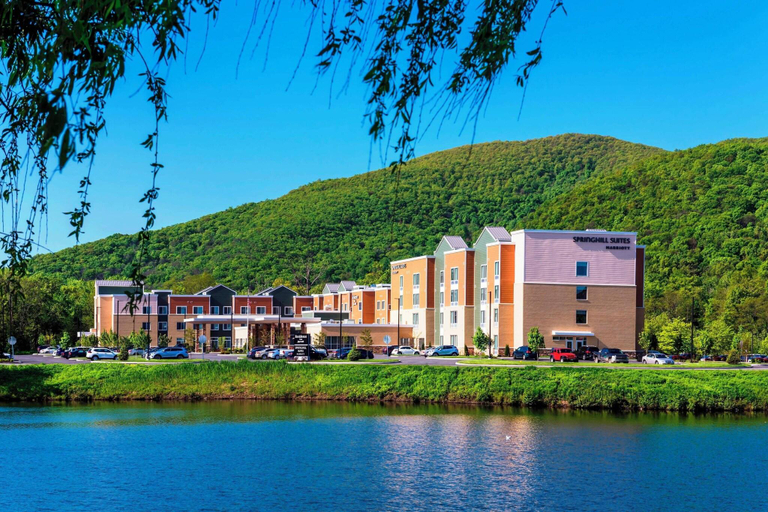 Exterior & Views 2, Residence Inn Fishkill, Dutchess