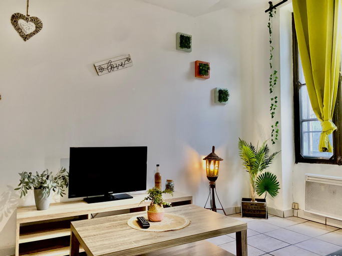 Others 5, APPARTEMENTS 24h 7j, Aude