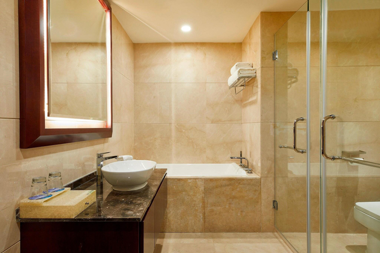 Bathroom 5, Four Points By Sheraton Danzhou, Hainan