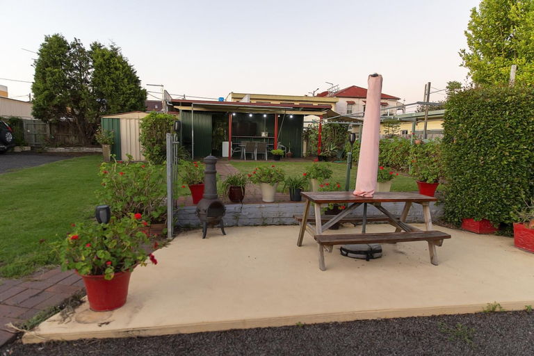 Others 4, Nanango Antler Motel, Nanango