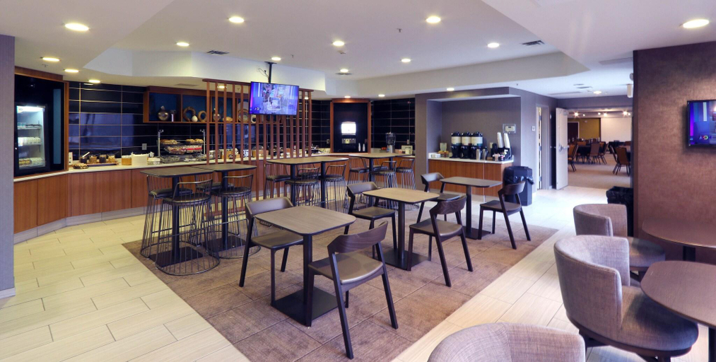 Food & Drinks 5, SpringHill Suites Minneapolis West/St. Louis Park, Hennepin