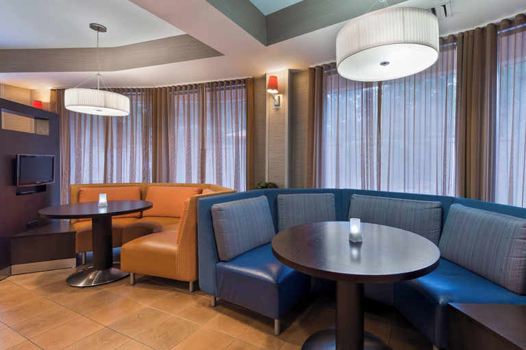 Exterior & Views 2, Courtyard by Marriott Gainesville FL, Alachua