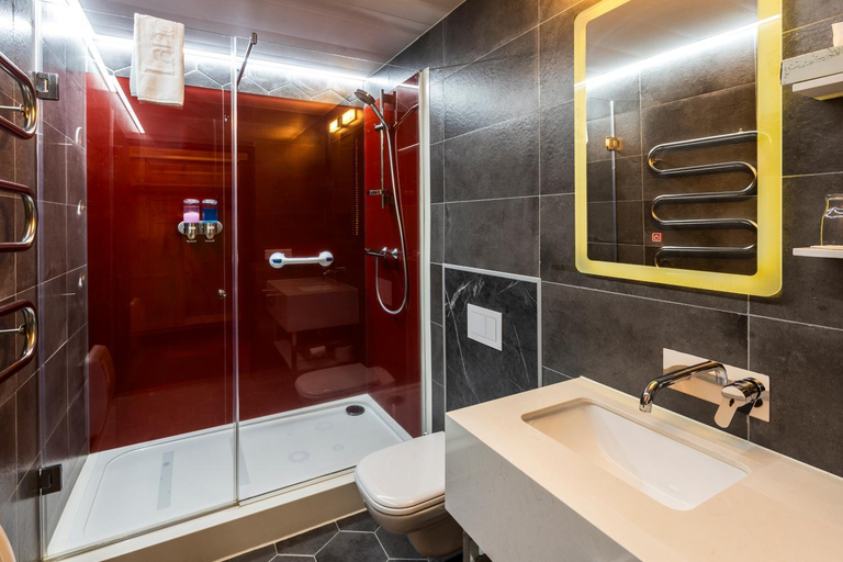 Bathroom 4, Landhotel, Holta- og Landasveit