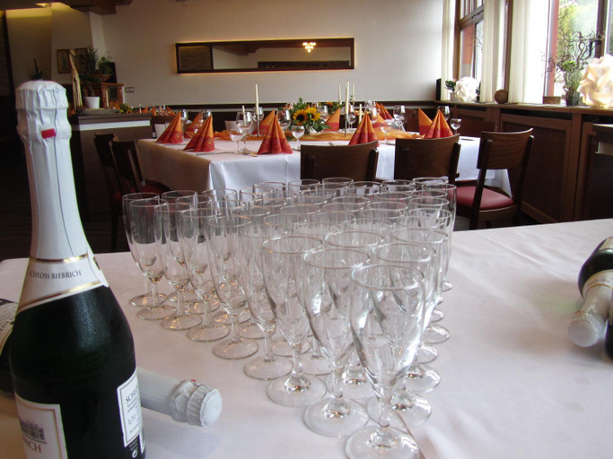 Others 4, Hotel Krone, Zollernalbkreis