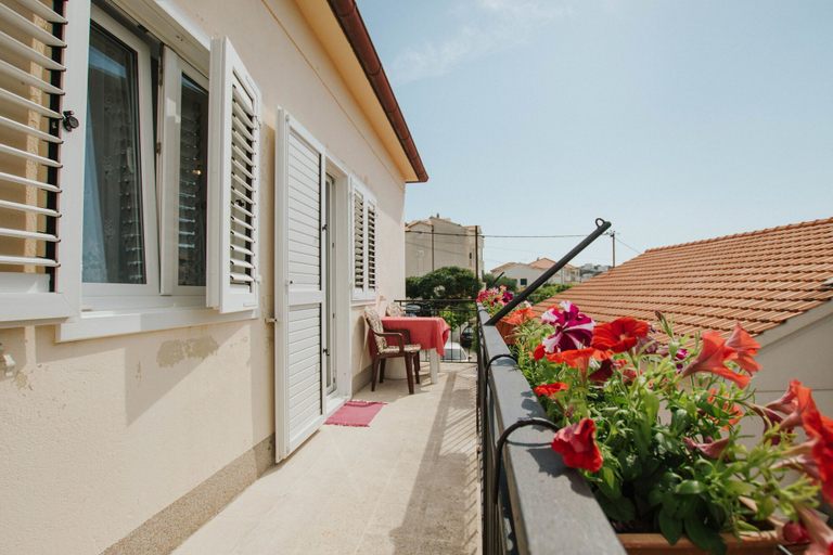 Exterior & Views, House Josipa, Okrug
