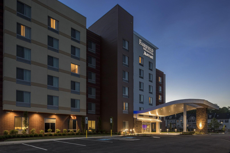Exterior & Views 1, Fairfield Inn & Suites Pittsburgh North/McCandless, Allegheny