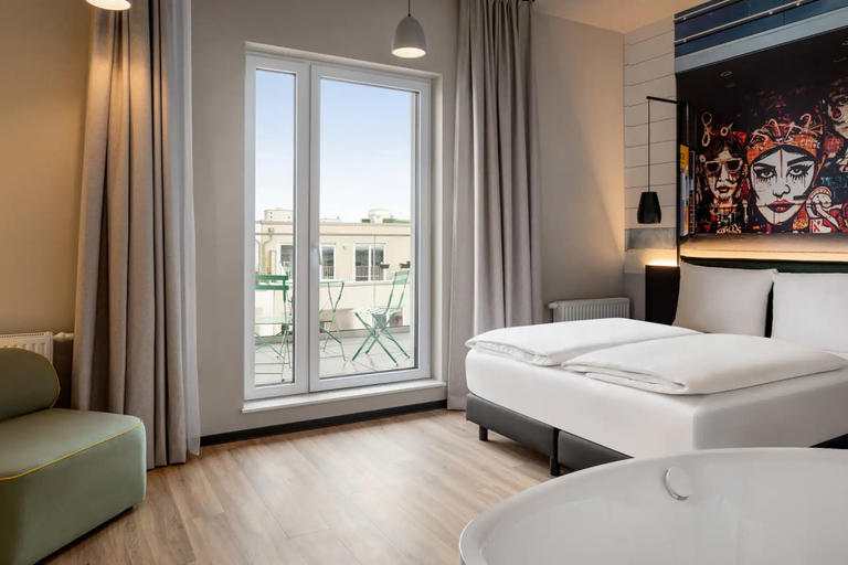 Bedroom 4, B&B HOTEL Berlin-Kreuzberg, Berlin