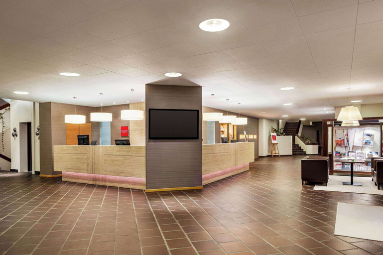 Public Area 4, Ramada by Wyndham Baden Hotel du Parc, Baden