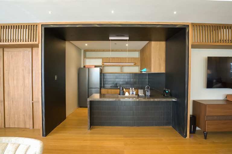 Dining Room 17