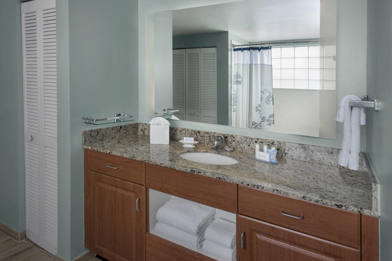 Bathroom 5, Residence Inn Pompano Beach Oceanfront, Broward