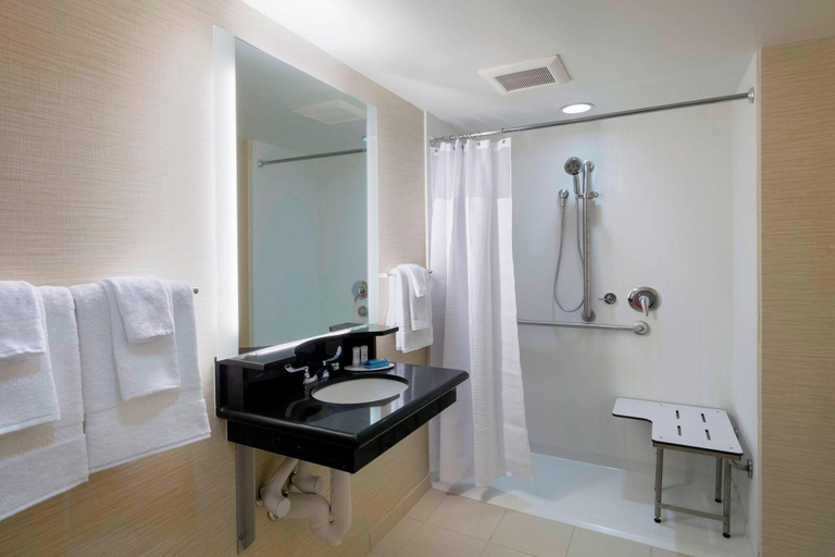 Bathroom 4, Fairfield Inn & Suites Paramus, Bergen