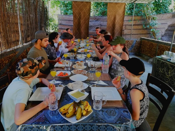 Food & Drinks, Atha Safari Resort & Riverside Camping, Embilipitiya