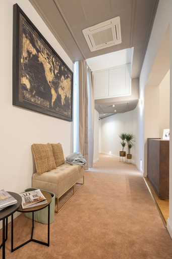 Others 4, N7 Rooms, Florence