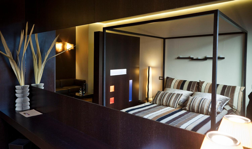 Bedroom 13