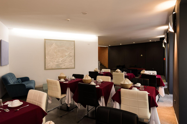 Food & Drinks 5, Alfama - Lisbon Lounge Suites, Lisbon