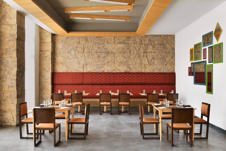 Food & Drinks 5, Fairfield By Marriott Ahmedabad, Ahmadabad