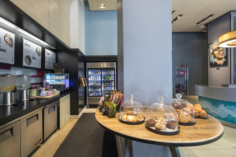 Food & Drinks 5, Aloft by Marriott Manhattan Downtown - Financial District, New York