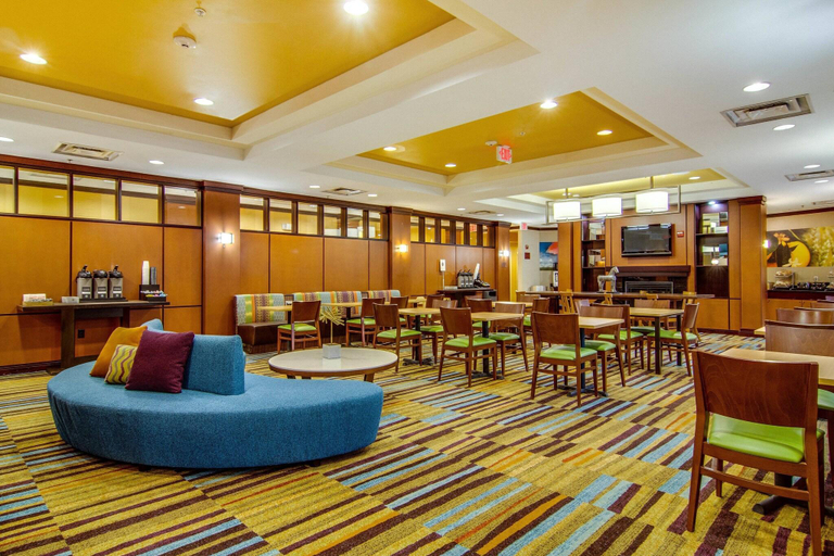 Food & Drinks 5, Fairfield Inn & Suites Palm Coast I-95, Flagler