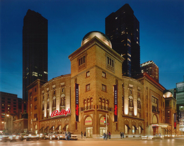 Exterior & Views, Red Robin Rentals - Wicker Park, Cook