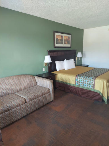 Bedroom 3, Suburban Inn, Twiggs