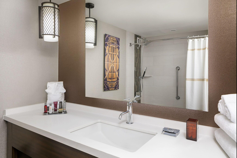 Bathroom 4, Marriott Baton Rouge, East Baton Rouge
