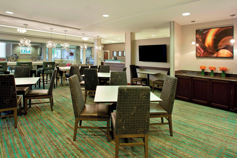 Food & Drinks 5, Residence Inn Baltimore Hunt Valley, Baltimore