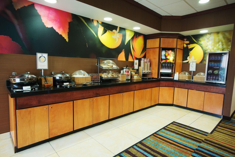Food & Drinks 5, Fairfield Inn & Suites Muskogee, Muskogee
