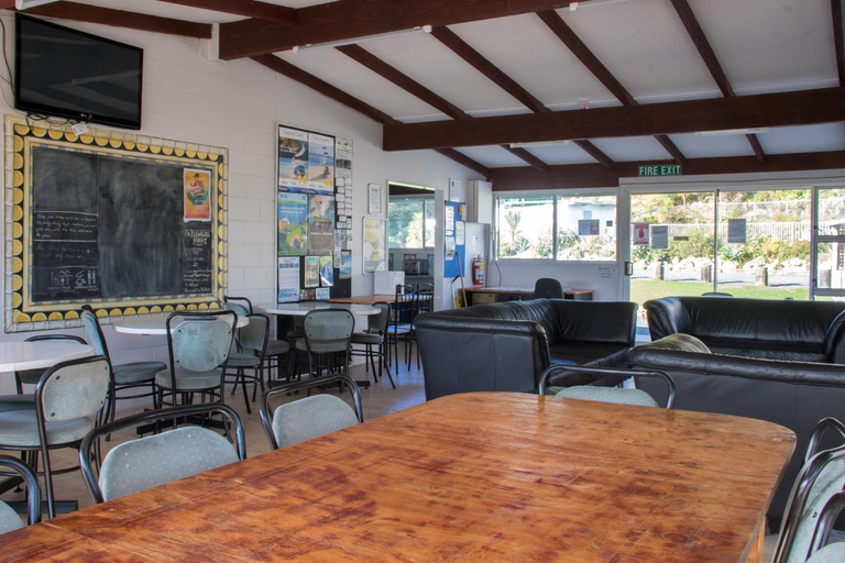Food & Drinks 5, Russell-Orongo Bay Holiday Park, Far North