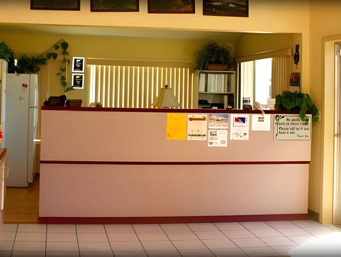 Public Area 2, Black Canyon Motel, Montrose