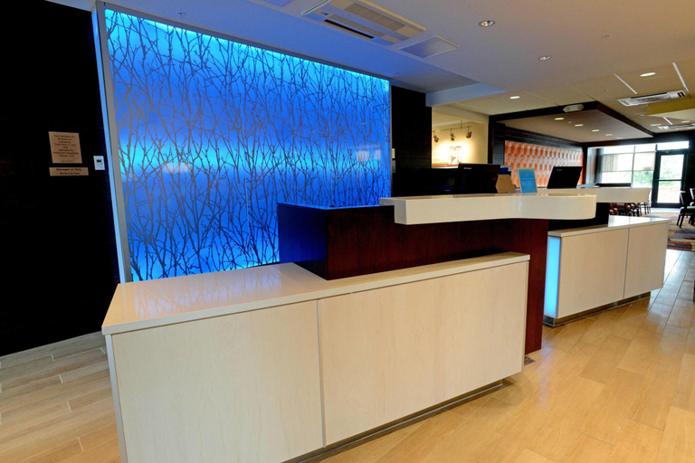 Public Area 2, Fairfield Inn & Suites Bowling Green, Warren