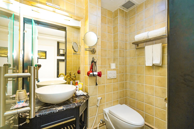 Bathroom 1