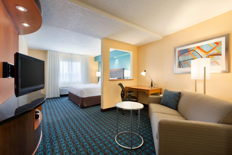 Bedroom 4, Fairfield Inn Bismarck/South, Burleigh