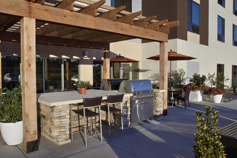 Food & Drinks 5, TownePlace Suites Richmond, Madison