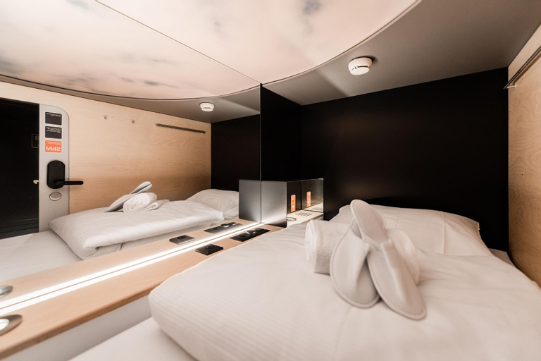 Bedroom 29