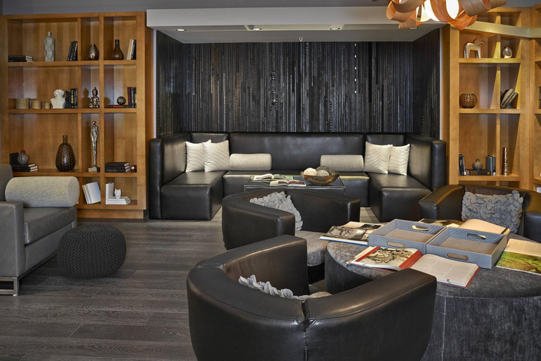 Public Area 4, Renaissance Edmonton Airport Hotel, Division No. 11