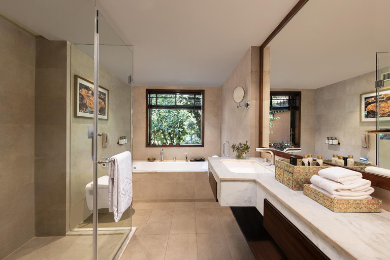 Bathroom 5, Taj Corbett Resort & Spa, Uttarakhand, Nainital
